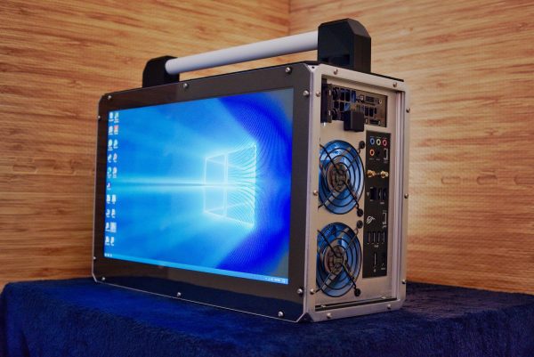 PC Mini-ITX com tela no gabinete 2