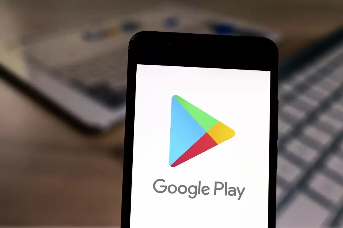 Dark web tem oferta de serviços para hackear apps da Play Store
