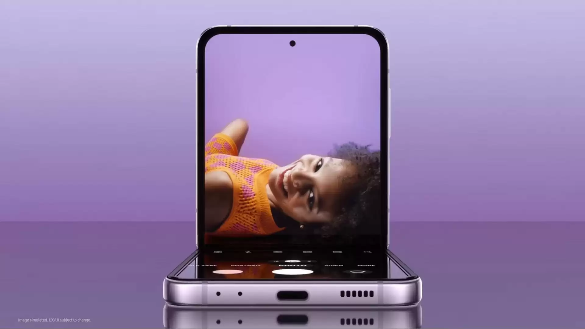 Celular dobrável vai ser novo ‘padrão’ de smartphones em 2025, prevê Samsung