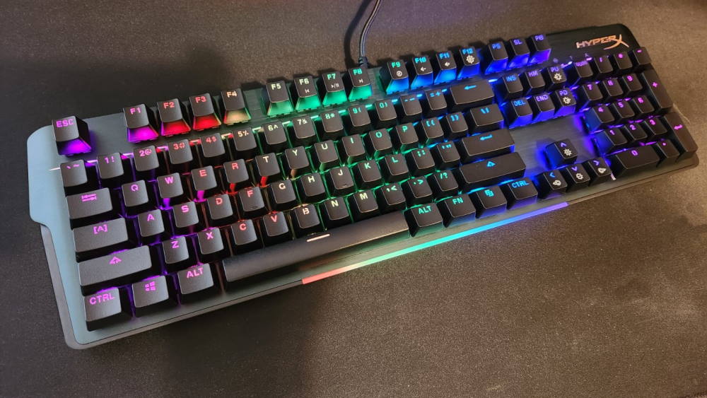 [Review] HyperX Alloy MKW100: teclado mecânico traz conforto para quem passa muitas horas no PC