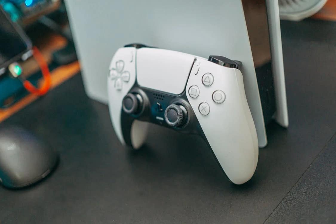 Jogos da PS Plus de Maio 2025: Confira os títulos deste mês!