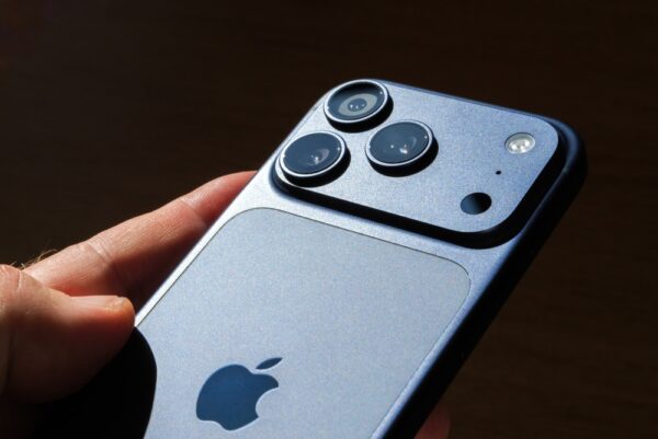 Guia Black Friday: Smartphones e Tablets na mira 1 iPhone 17