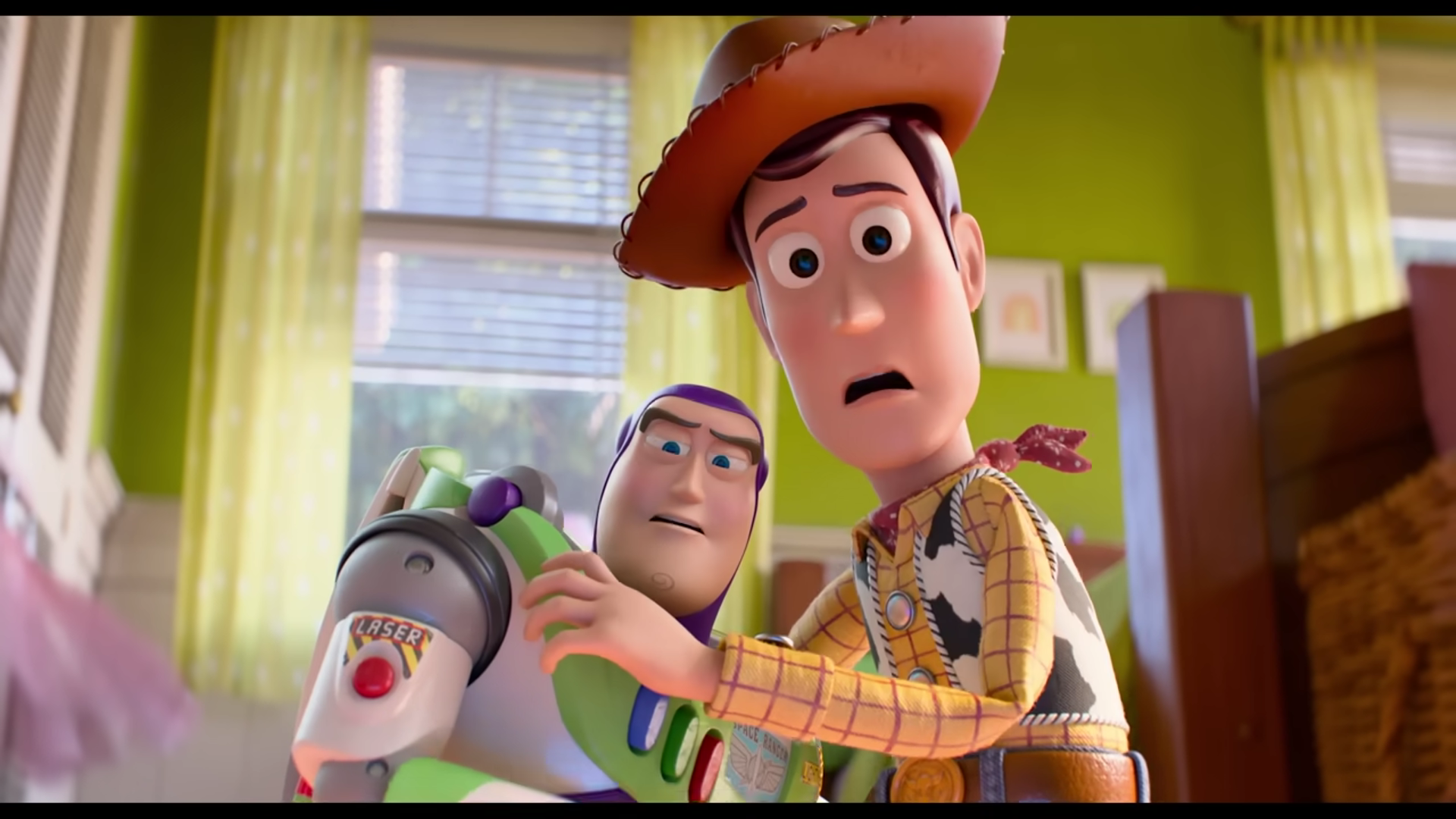 Trailer Toy Story 5: A Batalha Final de Woody e Buzz?