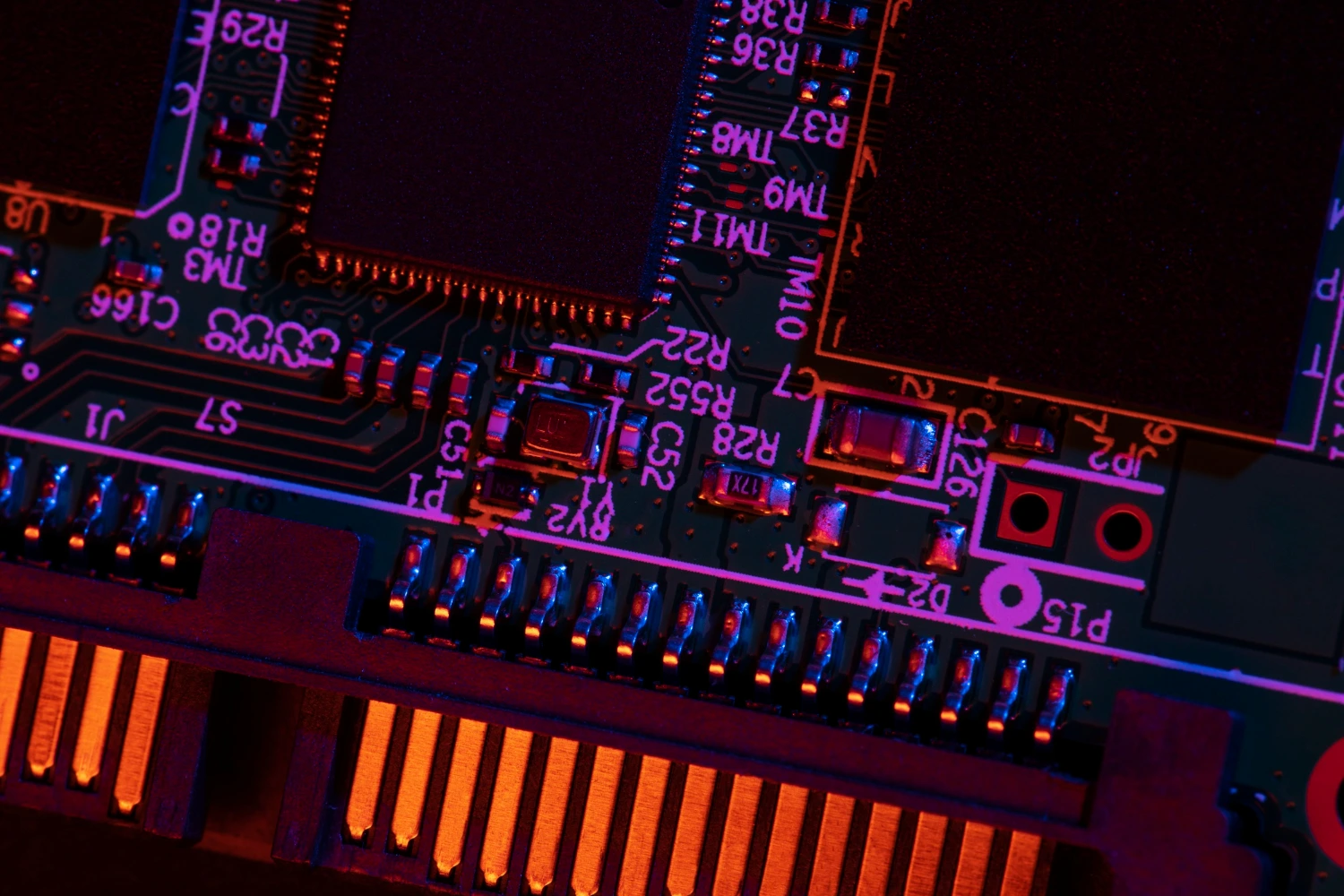 Memória RAM mais cara. Por que os preços da DDR4 e DDR5 subiram?