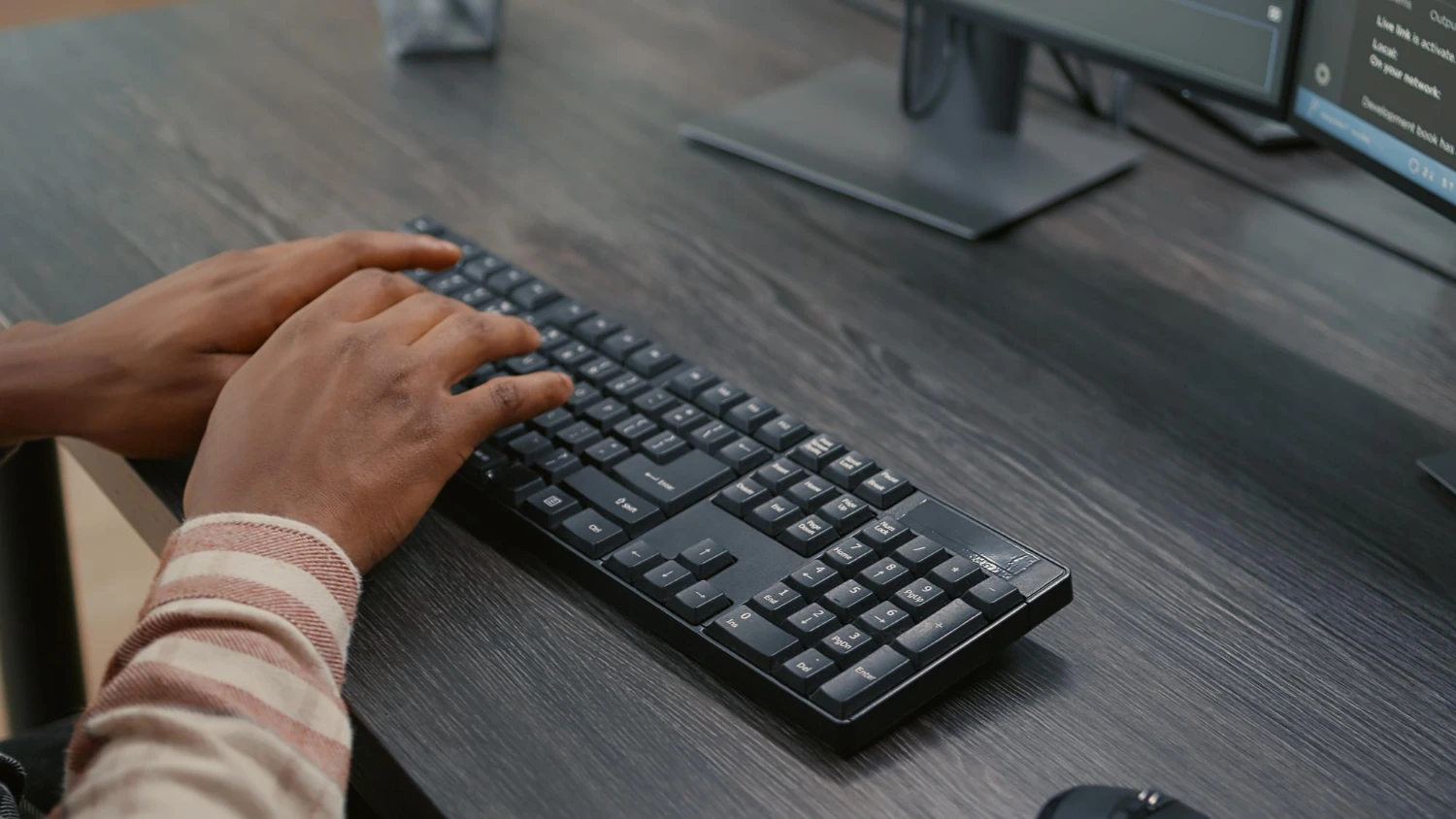 Qual teclado escolher em 2026? Teclado mecânico, semi-mecânico ou membrana