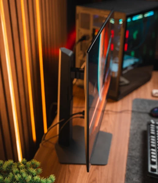 Monitor Gamer Husky Boreal OLED 27: A revolução visual no seu setup 2 O design do Husky Boreal OLED traz um acabamento premium